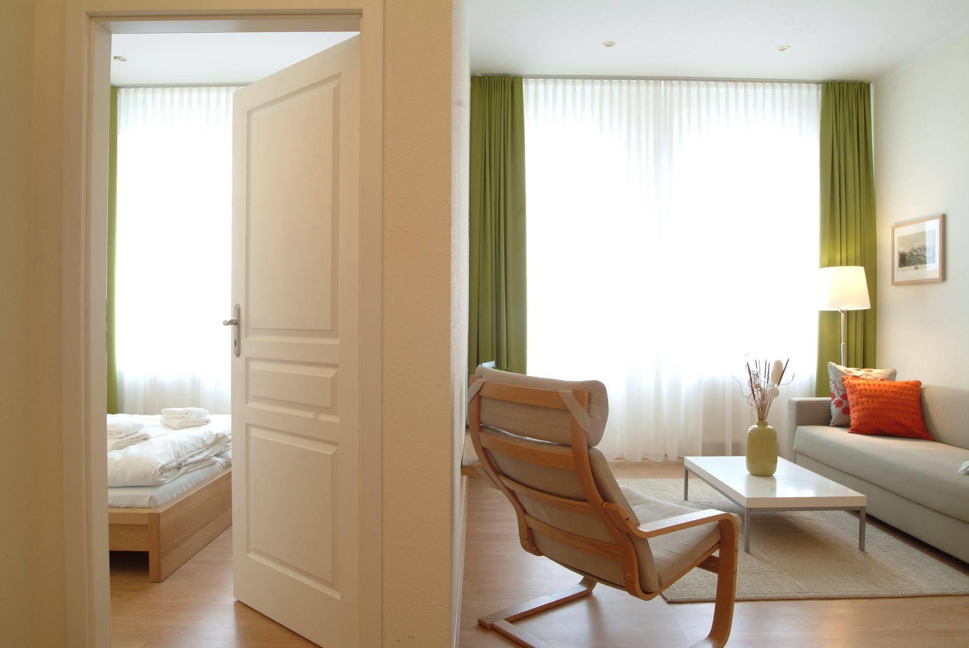 Aparthotel Am Zwinger 3*