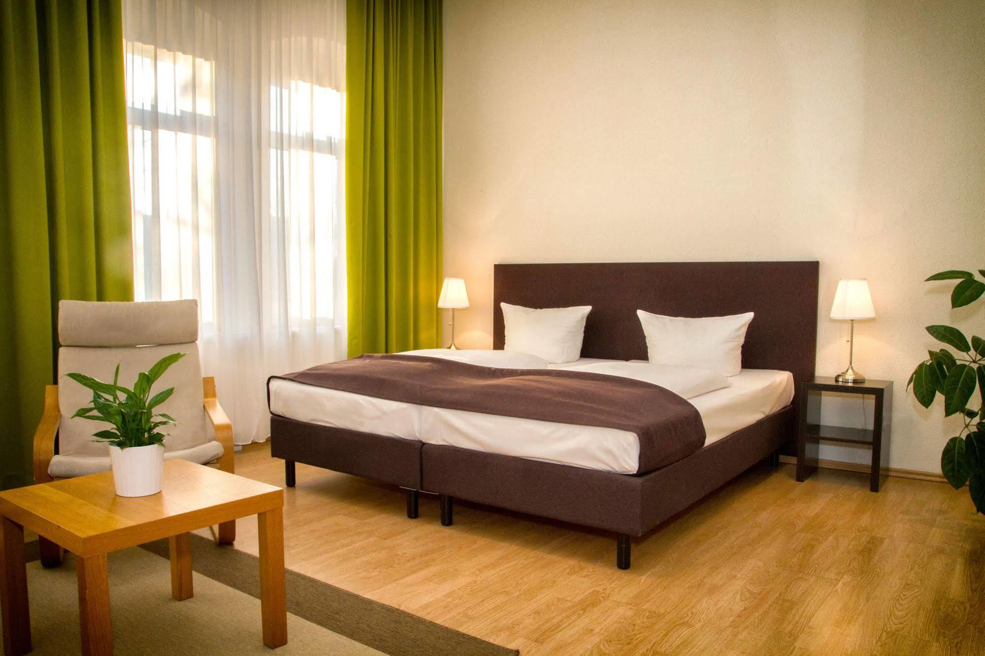 Am Zwinger Aparthotel 3*